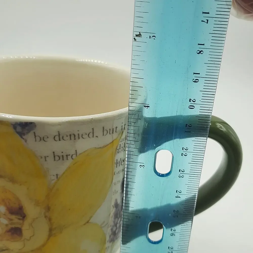 Susan Winget for CRACKER BARREL Mug Coffee Mug w/ Yellow Daffodil